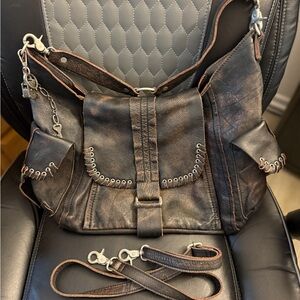 WE THE FREE Black Distressed Leigh Leather Bag - full size EUC